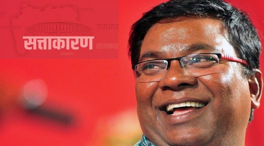 सौमित्र यांची सामाजिक विसंगती मांडणारी कविता चर्चेत...
